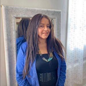 Meet your Posher, Esther